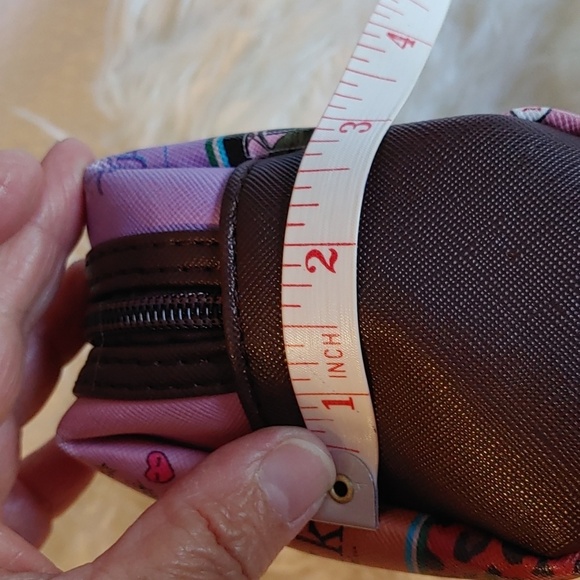 NIKKY BY NICOLE LEE COSMETIC BAG - Picture 10 of 16